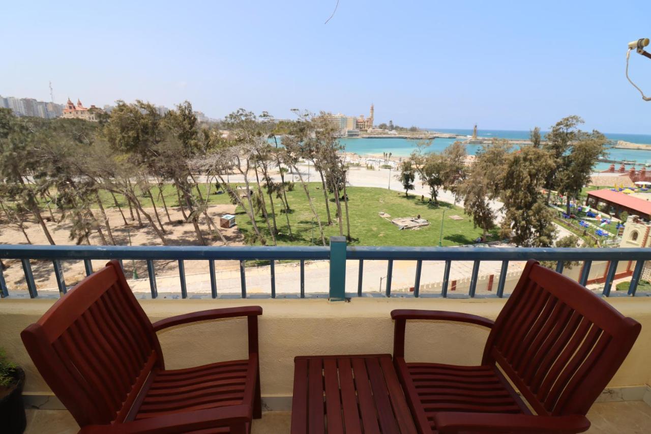 Beach Luxury Mamoura Private Beach الإسكندرية المظهر الخارجي الصورة