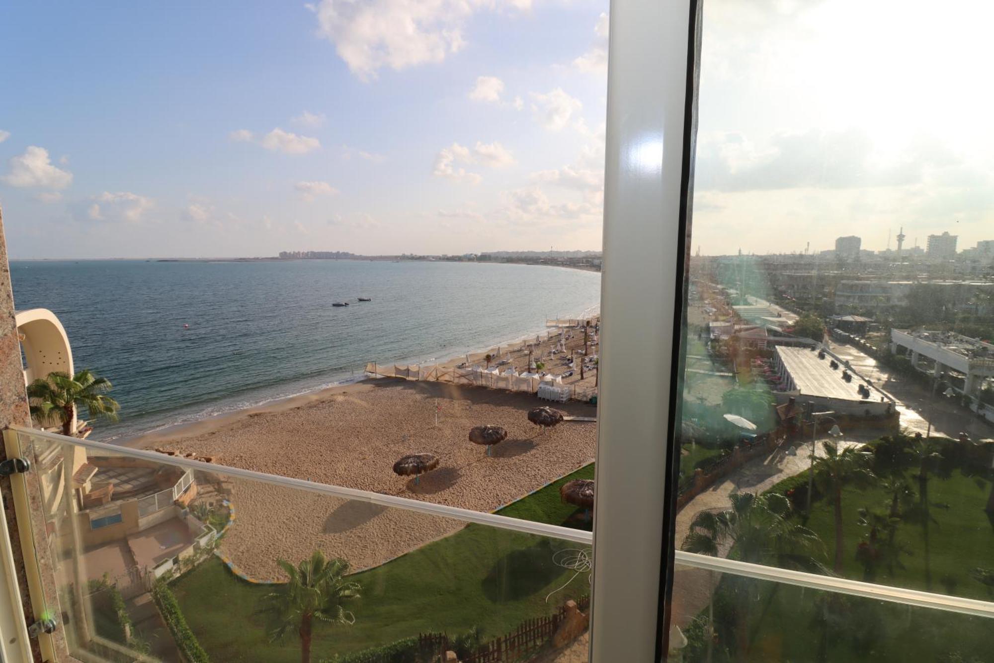 Beach Luxury Mamoura Private Beach الإسكندرية المظهر الخارجي الصورة